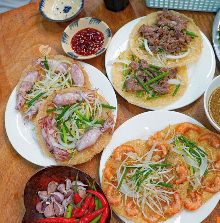 bánh xèo tôm nhảy