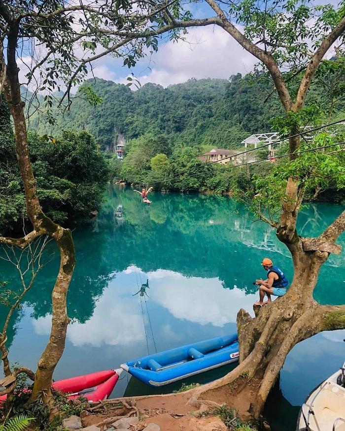 Nên đi Sông Chày Hang Tối vào thời điểm nào