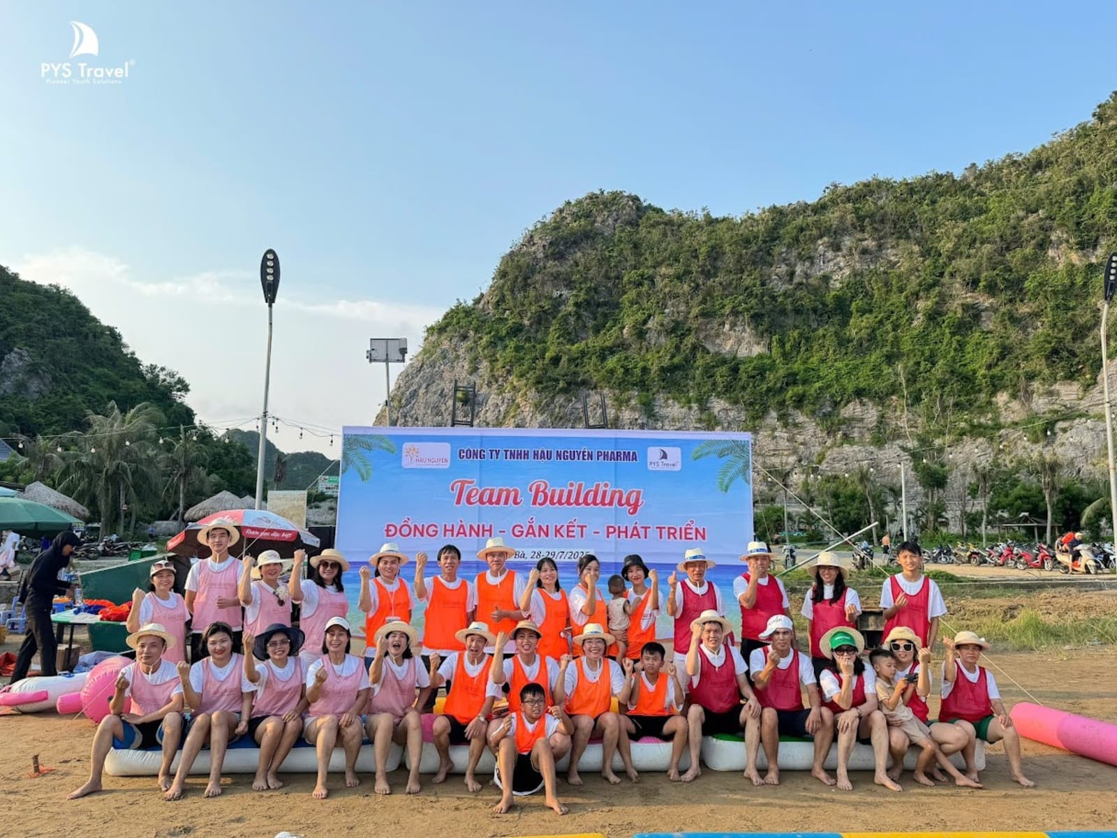 Tour du lịch Cát Bà teambuilding