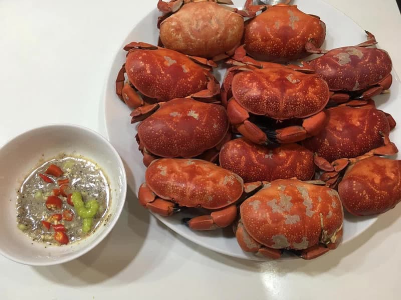 món ăn cù kỳ (cua đá)