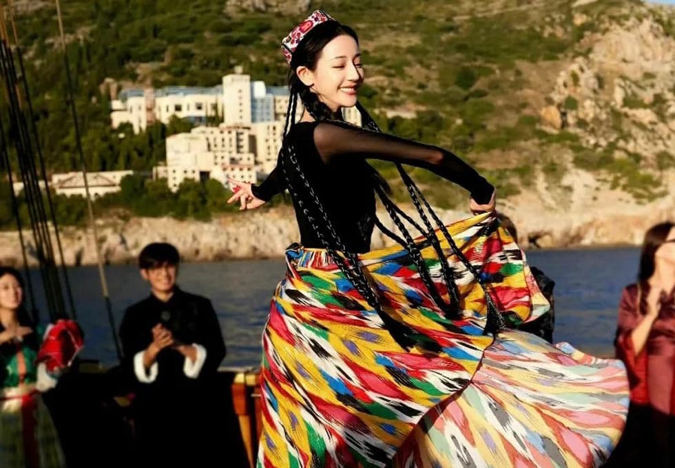 du lịch tân cương