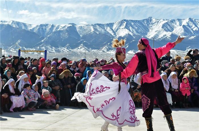 lễ hội Nowruz, Tân Cương