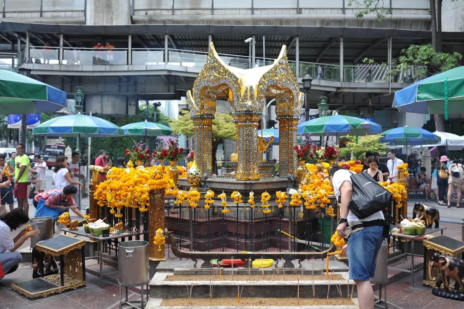 đền thờ Phật 4 mặt linh thiêng Erawan