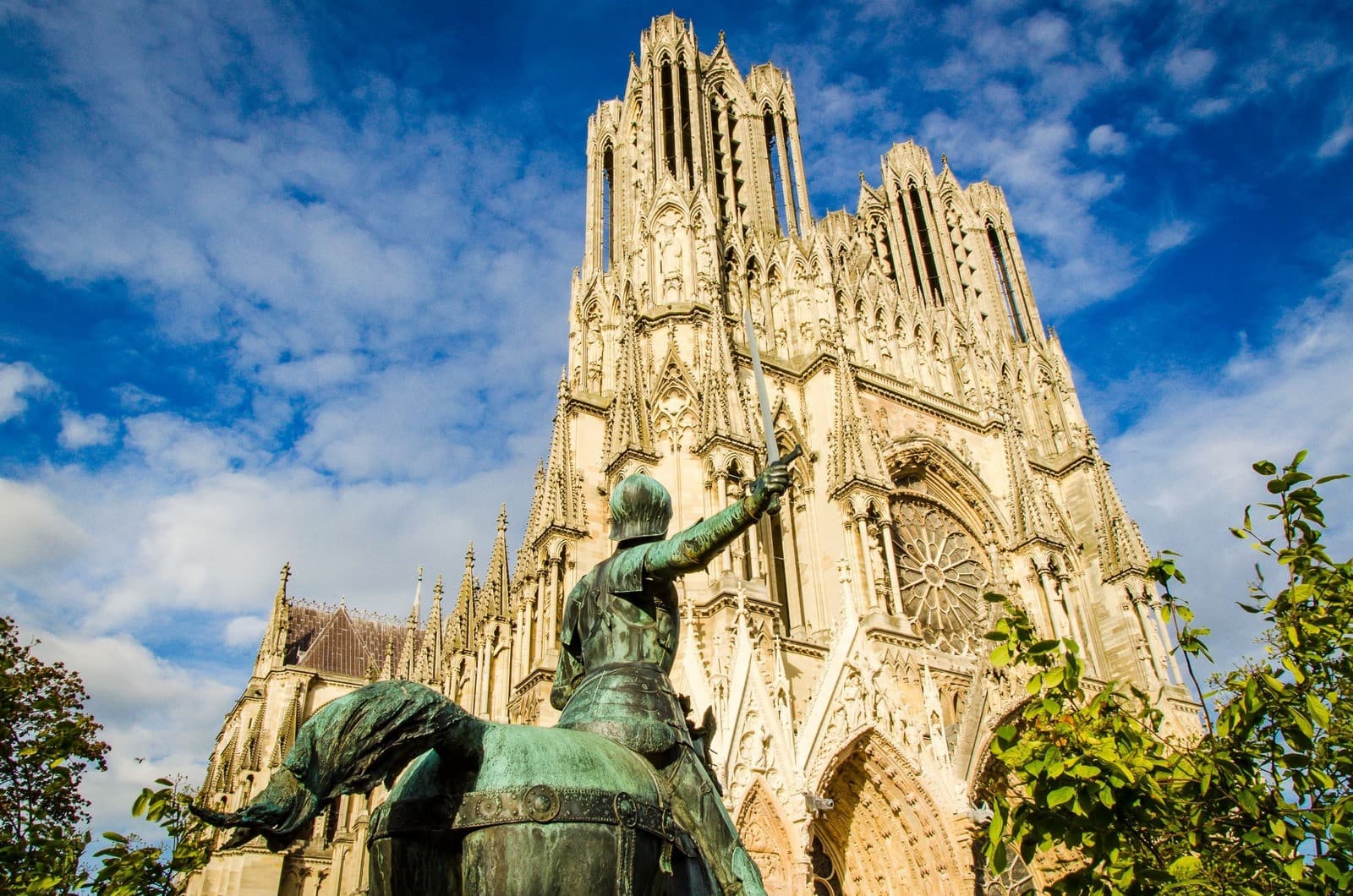 Nhà thờ Đức Bà Reims tour Pháp