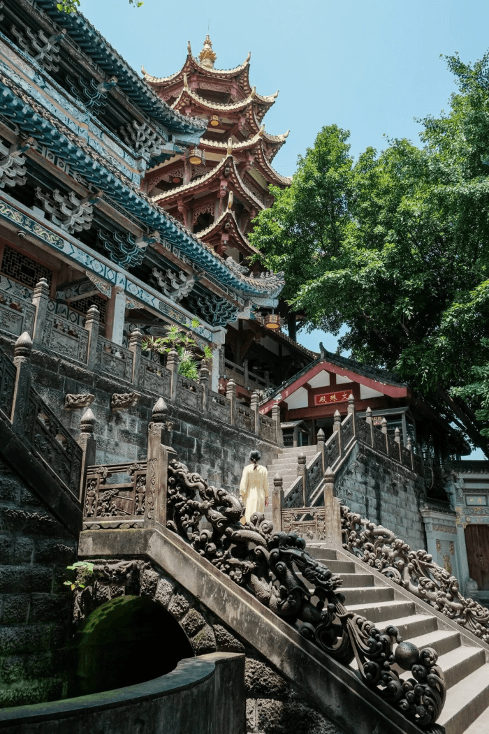 từ khí khâu