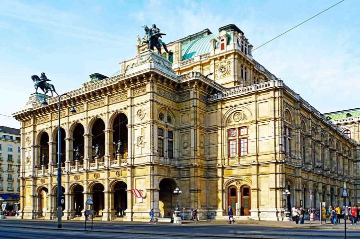 Nhà hát Quốc gia National Opera