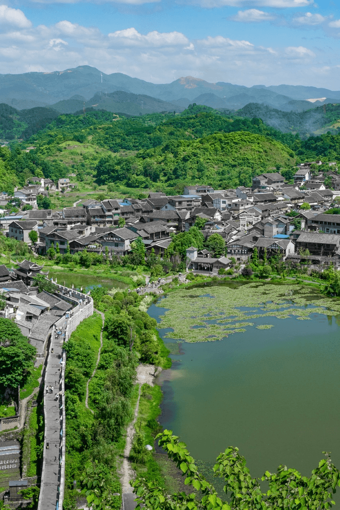 thung nham cổ trấn