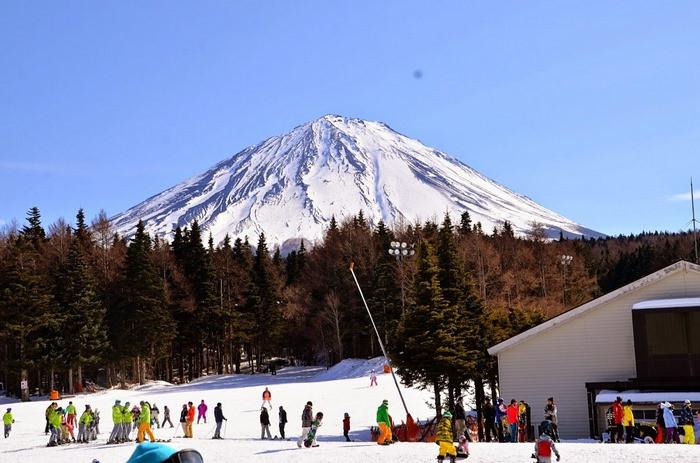  núi Phú Sĩ từ khu trượt tuyết fujiten snow resort