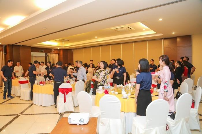 Du lịch cuối năm kết hợp Year End Party