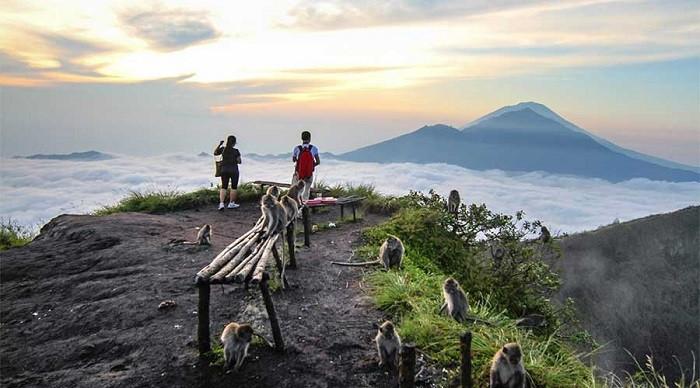 di chuyển tới núi lửa kintamani