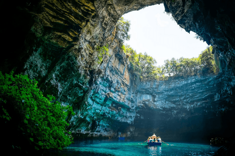 Du lịch miền trung, tour trong nước