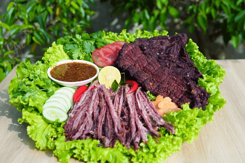 thịt trâu gác bếp