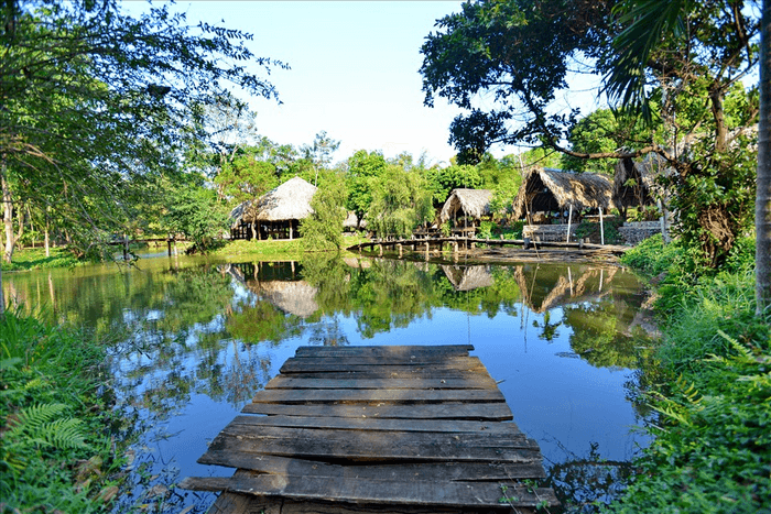 buôn cô thôn du lịch