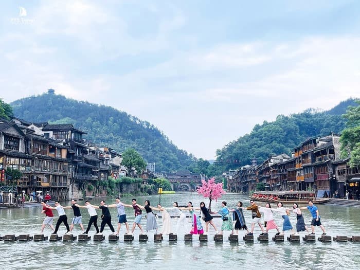 Tour Phượng hoàng cổ trấn, tour trương gia giới, feedback pys travel