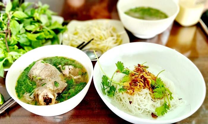 phở khô