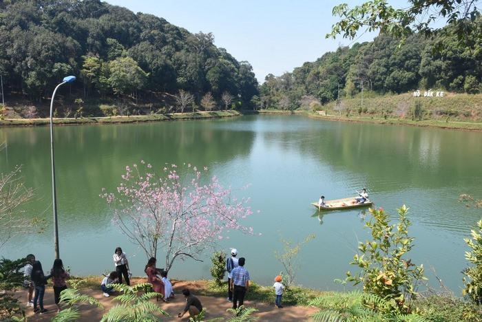Điểm du lịch hồ Đắk Ke Măng Đen
