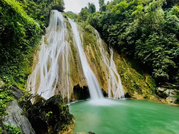 Thác Khuổi Nhi na hang, du lịch ha hang, tour du lịch na hang từ hà nội, tour na hang 2 ngày 1 đêm