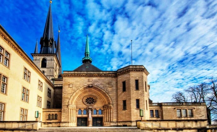 Tham quan nhà thờ Notre Dame 