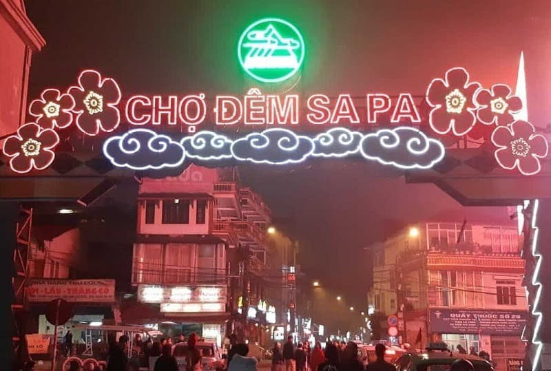 chợ đêm sapa