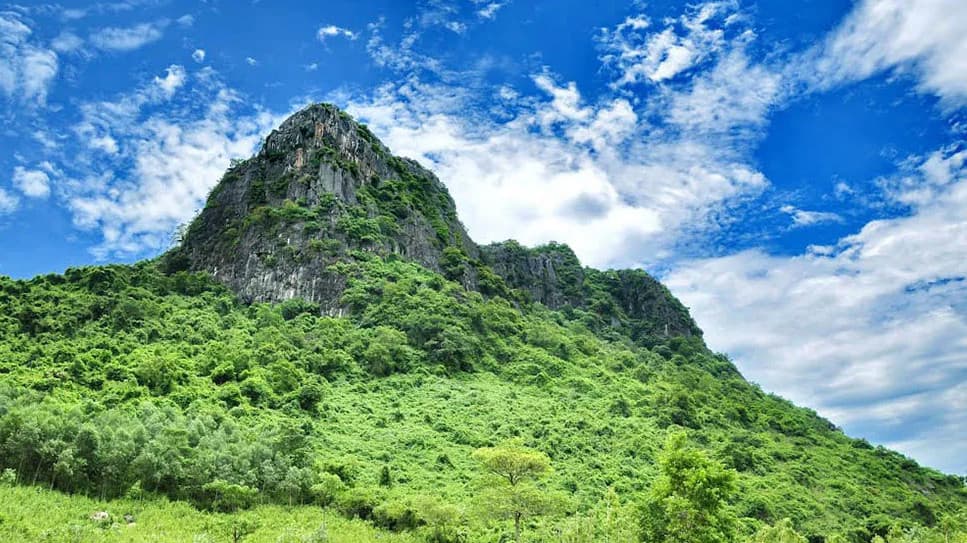 núi thần đinh