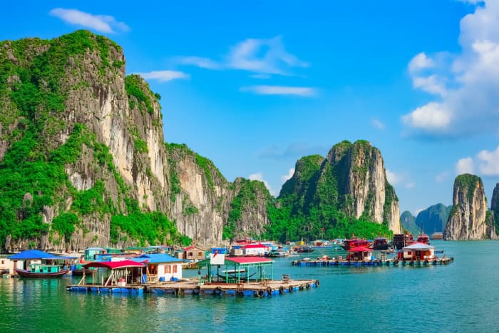 du lịch làng chài cửa vạn tháng 8