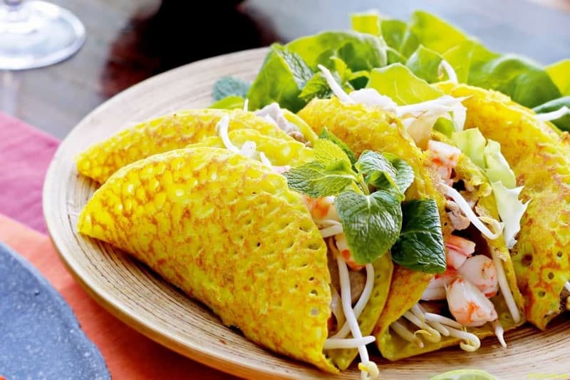 Bánh xèo hải sản Vũng Tàu