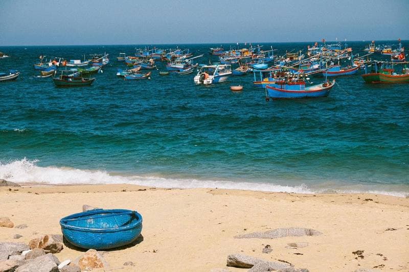 Đảo Nhơn Lý hoang sơ