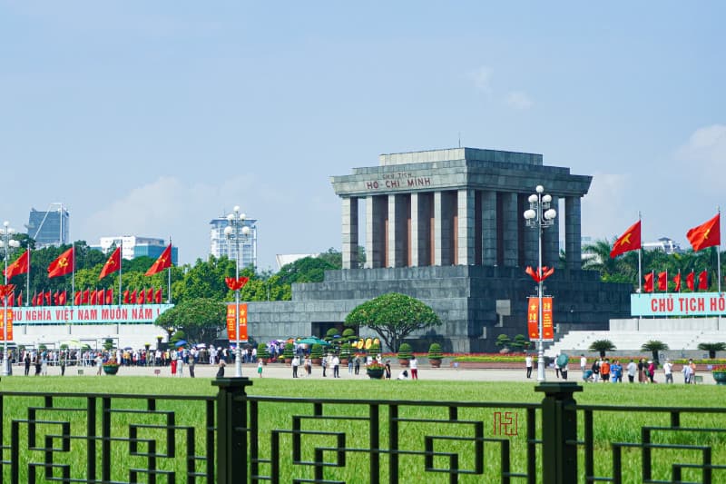 tham quan Lăng Bác