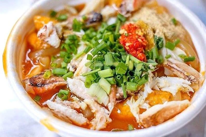 Bánh canh cua Quy Nhơn