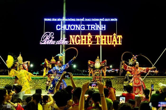 phố nghệ thuật đức thọ