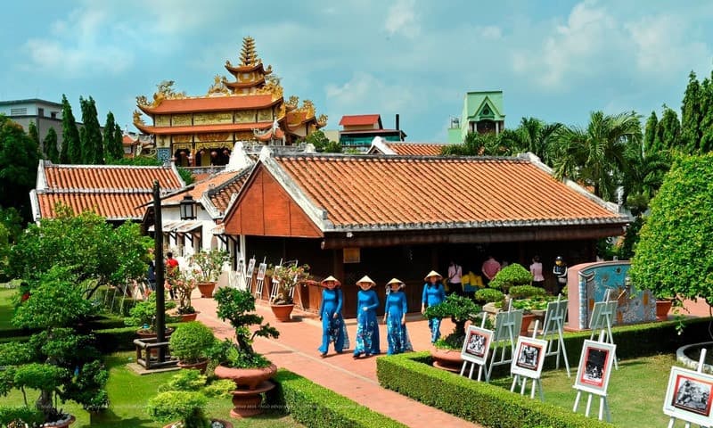 Tham quan trường Dục Thanh Bình Thuận