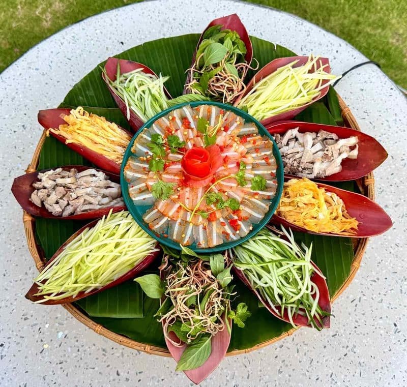 Kinh nghiệm du lịch Bình Thuận là thưởng thức lẩu thả