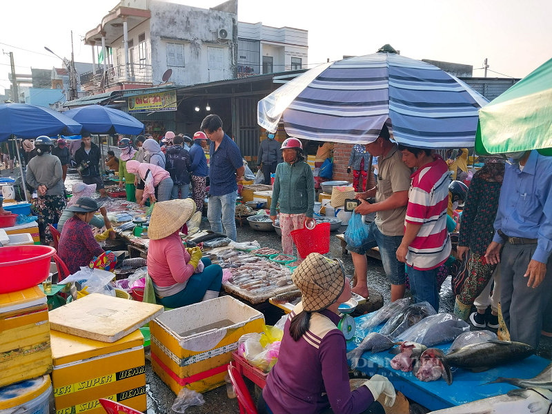 giao lưu với người dân