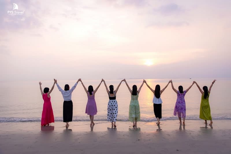 Tour du lịch Quan Lạn 2 ngày 1 đêm
