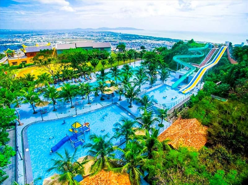 Khu du lịch Hồ Mây