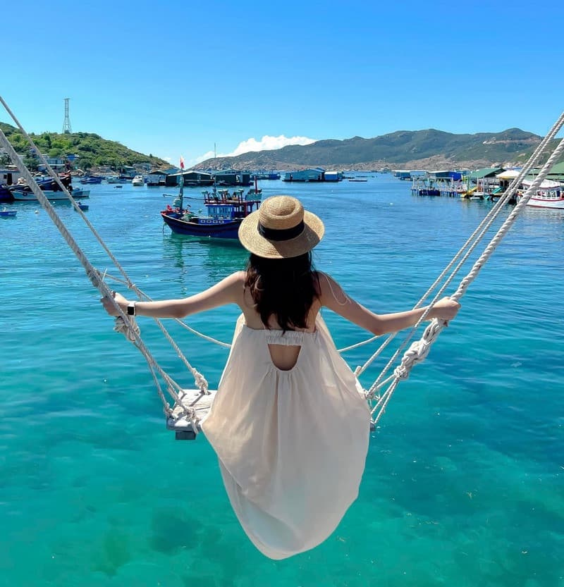 Du lịch đảo Bình Hưng Cam Ranh