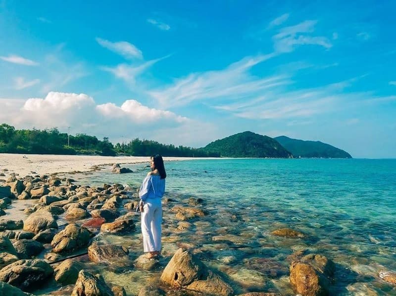 Bãi biển Quan Lạn