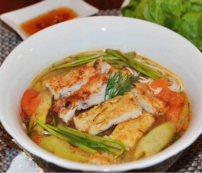 Chi phí ăn uống tại Quan Lạn