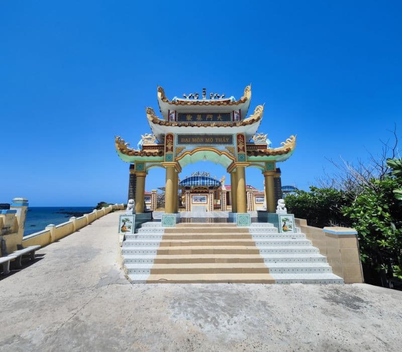 Mộ Thầy Phú Quý