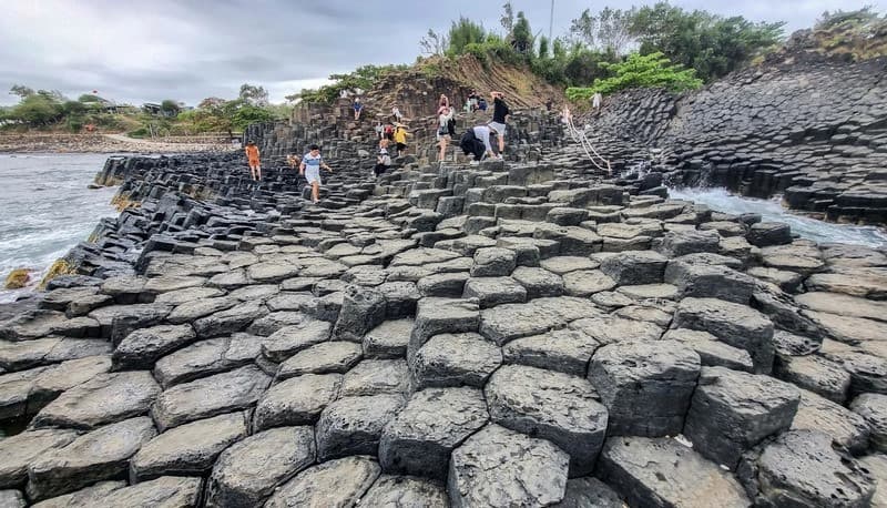Tham quan Ghềnh Đá Đĩa Phú Yên