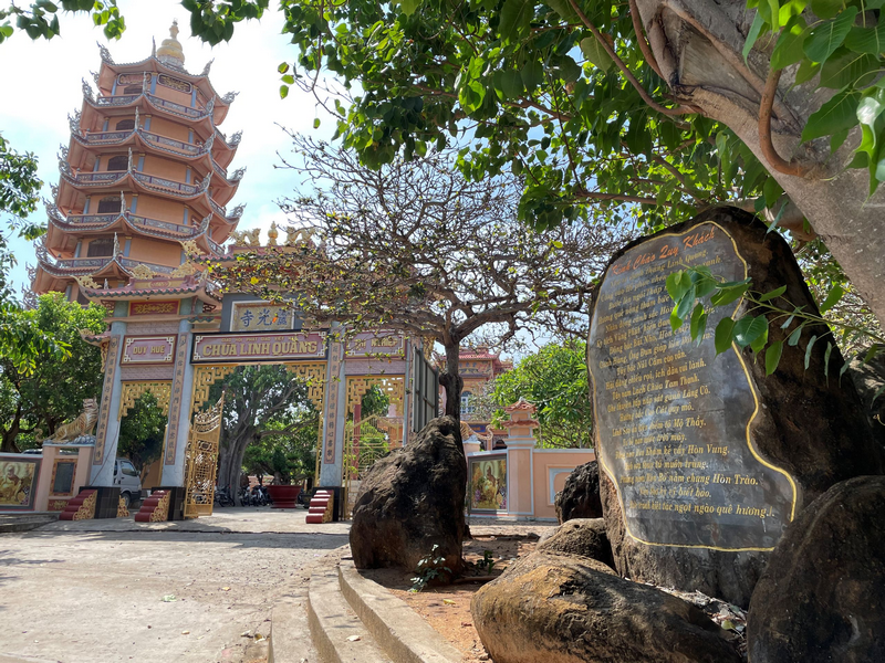 chùa linh quang phú quý