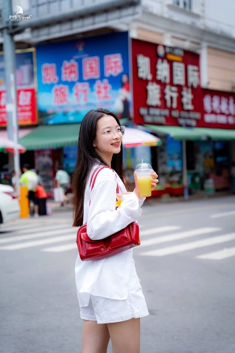 Phố Tây Đông Hưng