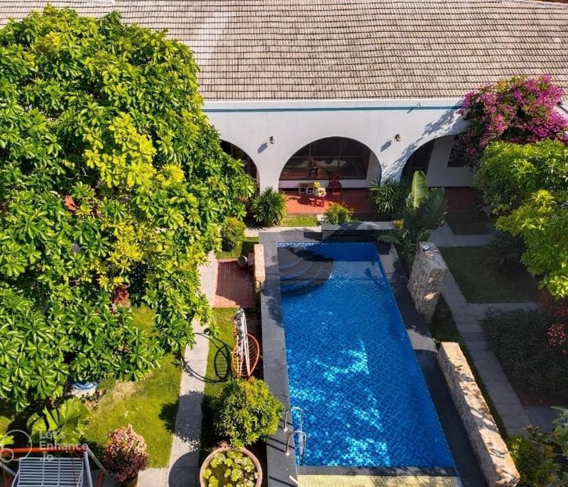 tropical homestay