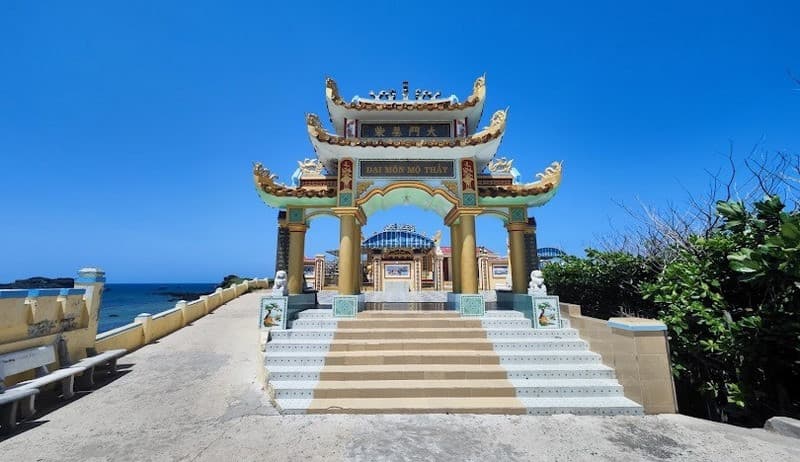Mộ Thầy ở Phú Quý