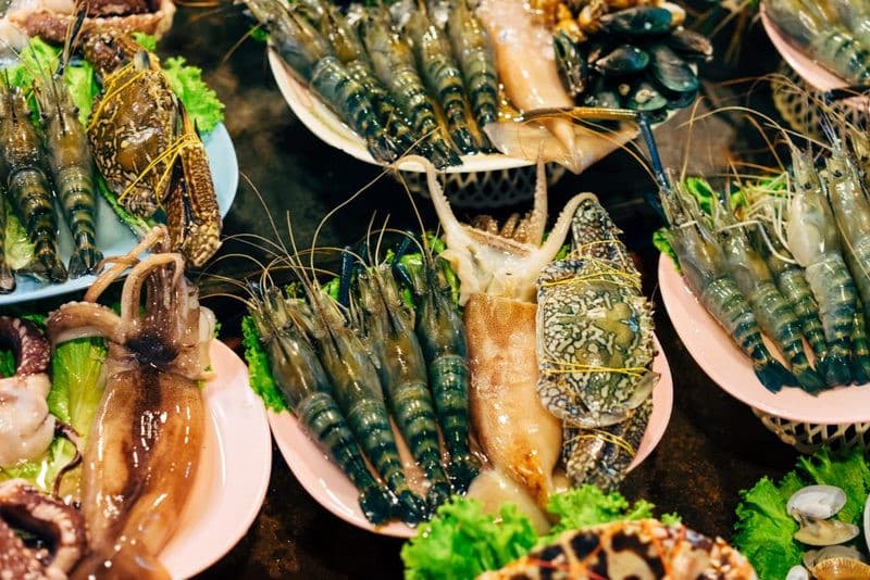 Hải sản tươi sống