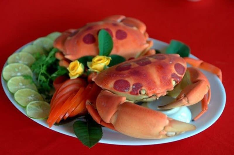 Cua mặt trăng - hải sản quý hiếm được săn lùng ở đảo Phú Quý