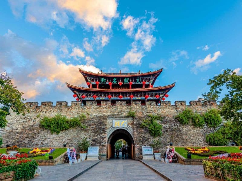 tour du lịch đại lỳ