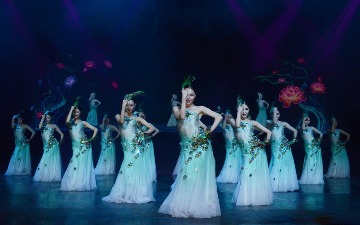 Lệ Giang Thiên cổ tình