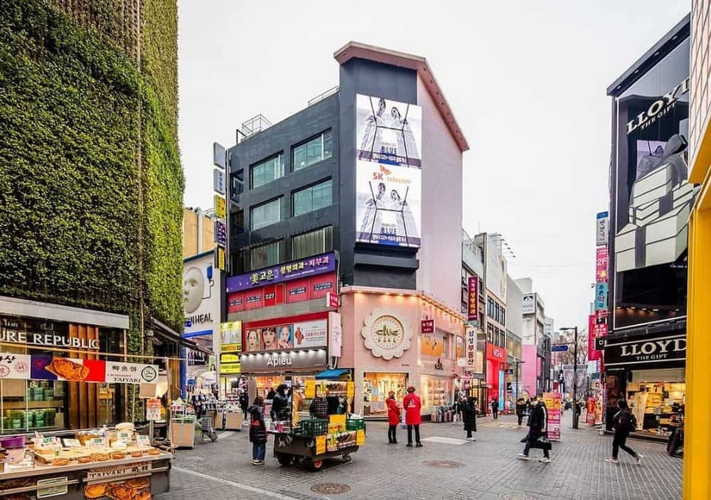 Chợ Myeongdong