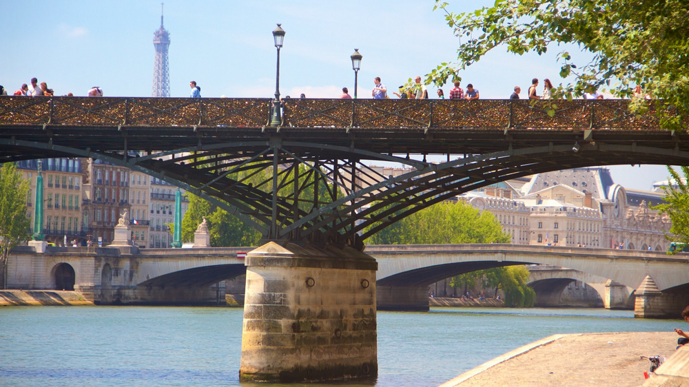 Cầu Pont des Arts Bridge, Tour Châu Âu 9 ngày 8 đêm 2/9